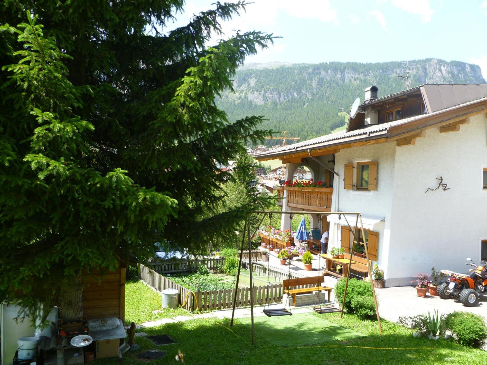 Elmes Bed & Breakfast La Villa  Exterior photo